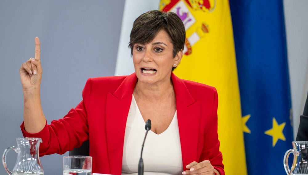 Rueda de prensa en Moncloa tras el Consejo de Ministros con Isabel Rodríguez, Elma Saiz, Carlos Cuerpo y Ángel