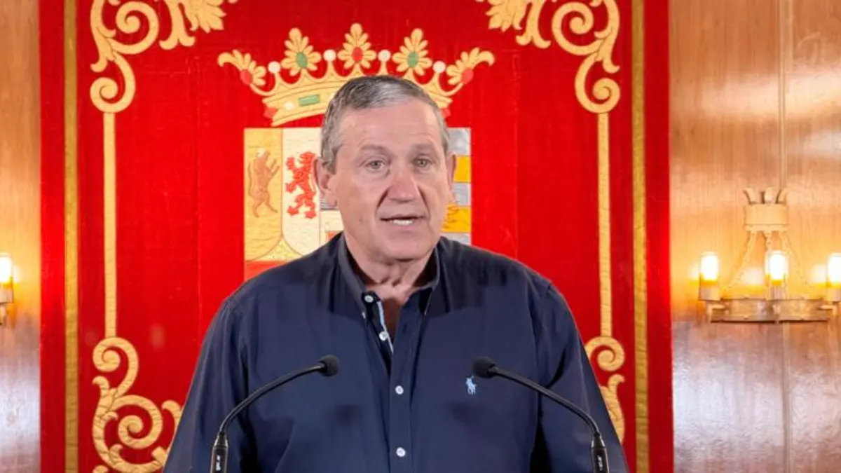 El presidente de la Diputación de Zamora, Javier Faúndez