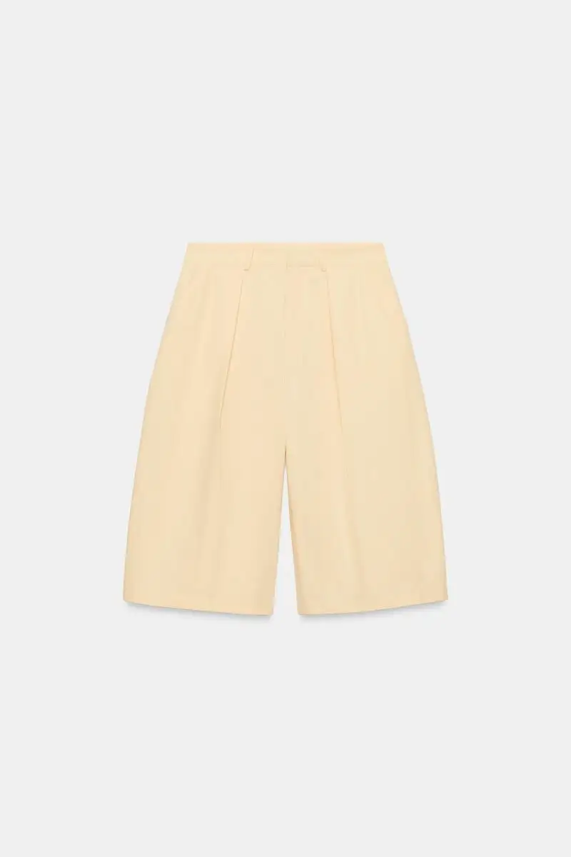Bermudas.