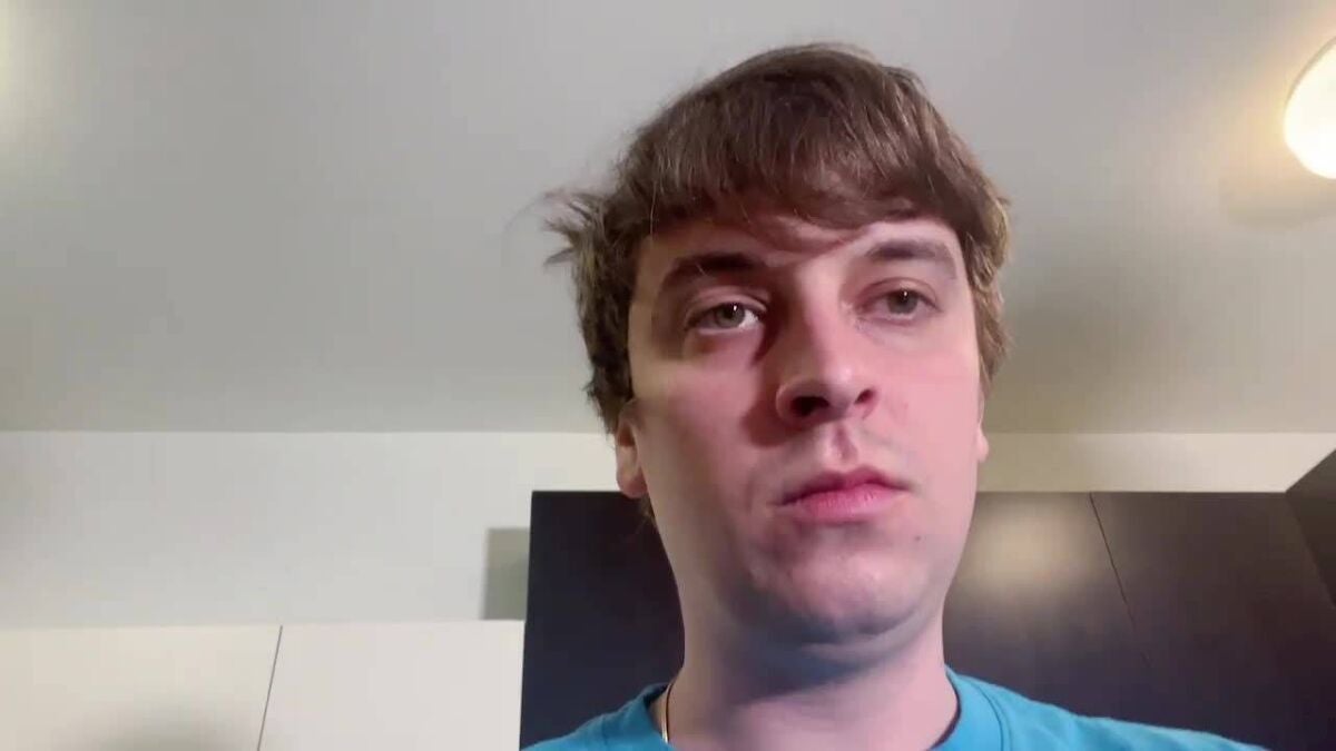 Un streamer que transportaba 200.000 dólares en cartas de Pokémon es víctima de 'swatting' por parte de un acosador