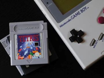 Aunque parezca increíble, Game Boy ha recibido un nuevo juego en pleno 2026 y es uno muy especial