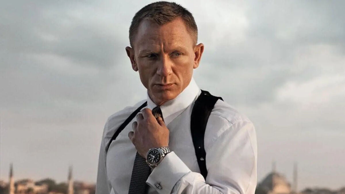 La elección del próximo James Bond continúa en el aire, pero la franquicia vivirá un nuevo lanzamiento el próximo diciembre