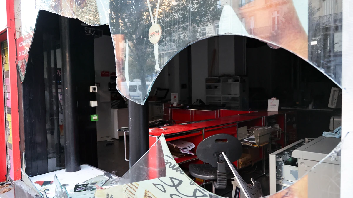 Francia.- El Gobierno francés cita este martes a directivos de las principales redes sociales