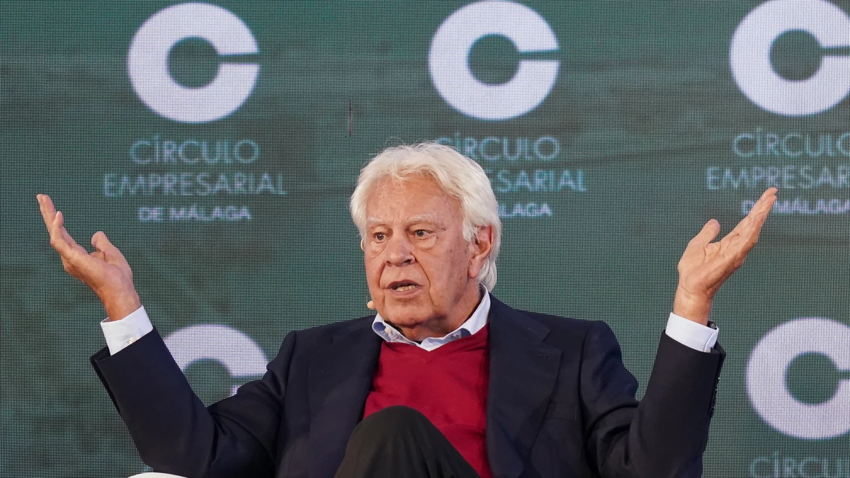 Felipe González votará en blanco en las elecciones: "No veo nada que me represente"