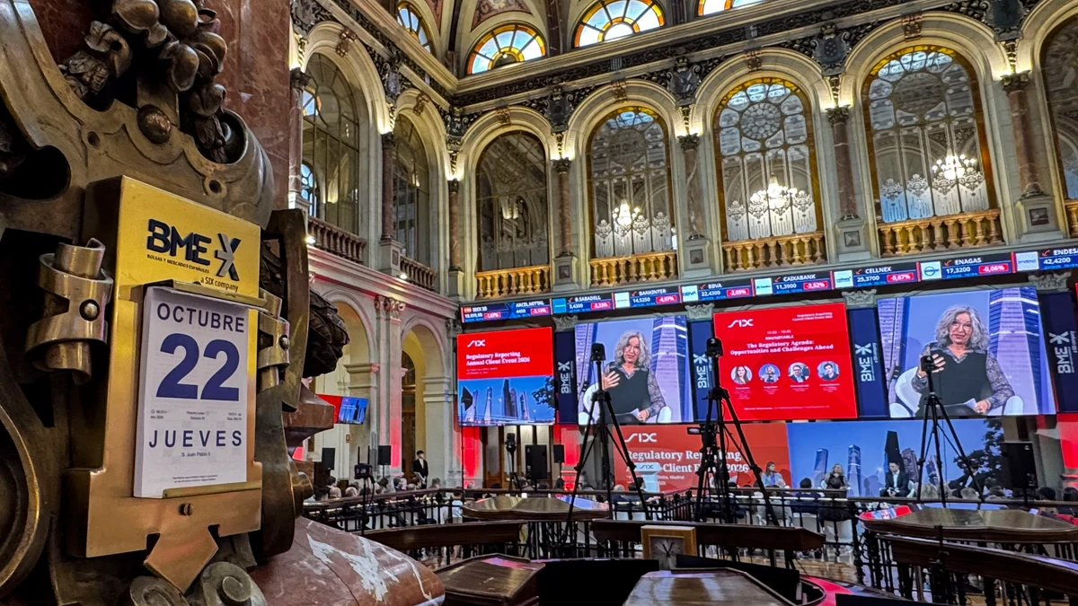 La Bolsa española abre con caída del 0,98 % pendiente de las tensiones en Oriente Medio