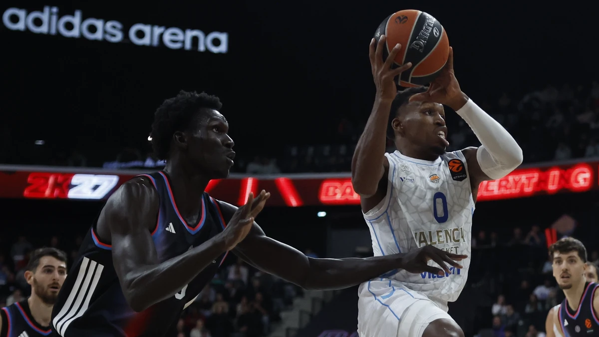 TJ Shorts fue el mejor jugador del Valencia Basket en París
