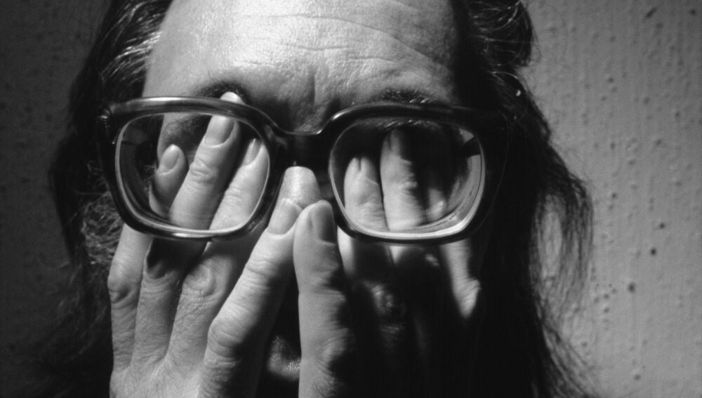 Francisco Umbral fotografiado por Alberto Schommer 