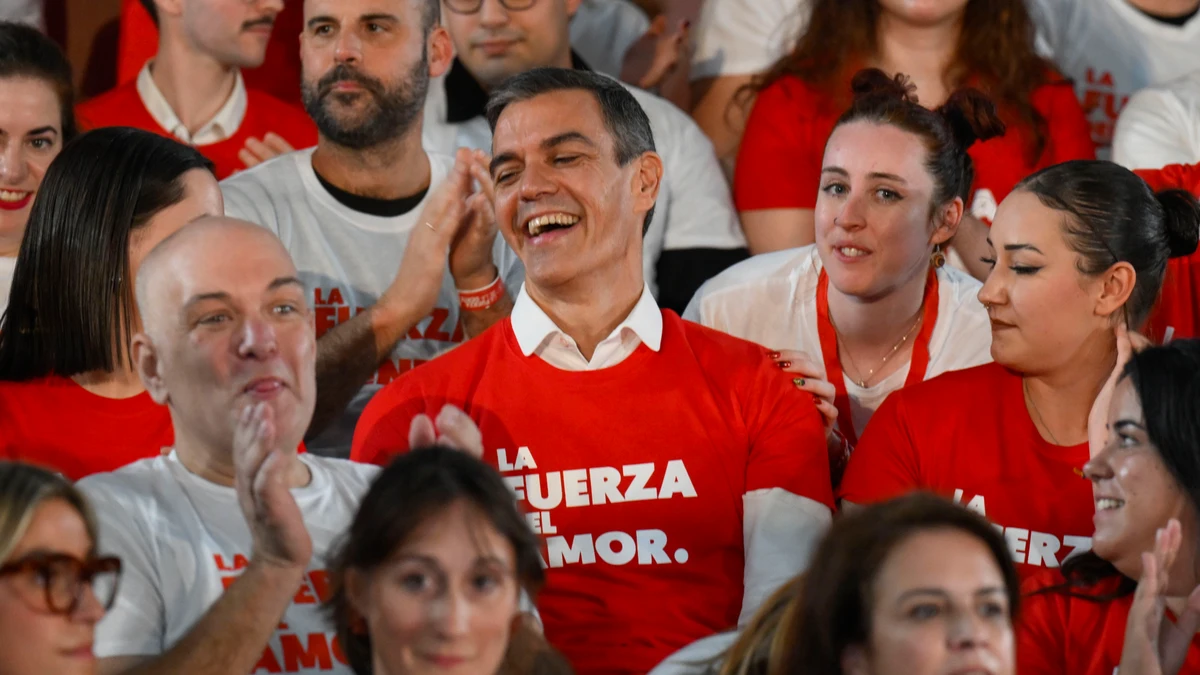 Acto de precampaña electoral del PSOE en Gijón