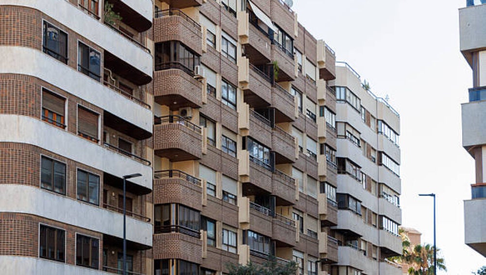 La vivienda agrava la desigualdad en Espa&ntilde;a: 1,95 millones de personas est&aacute;n en riesgo de pobreza tras pagarla
