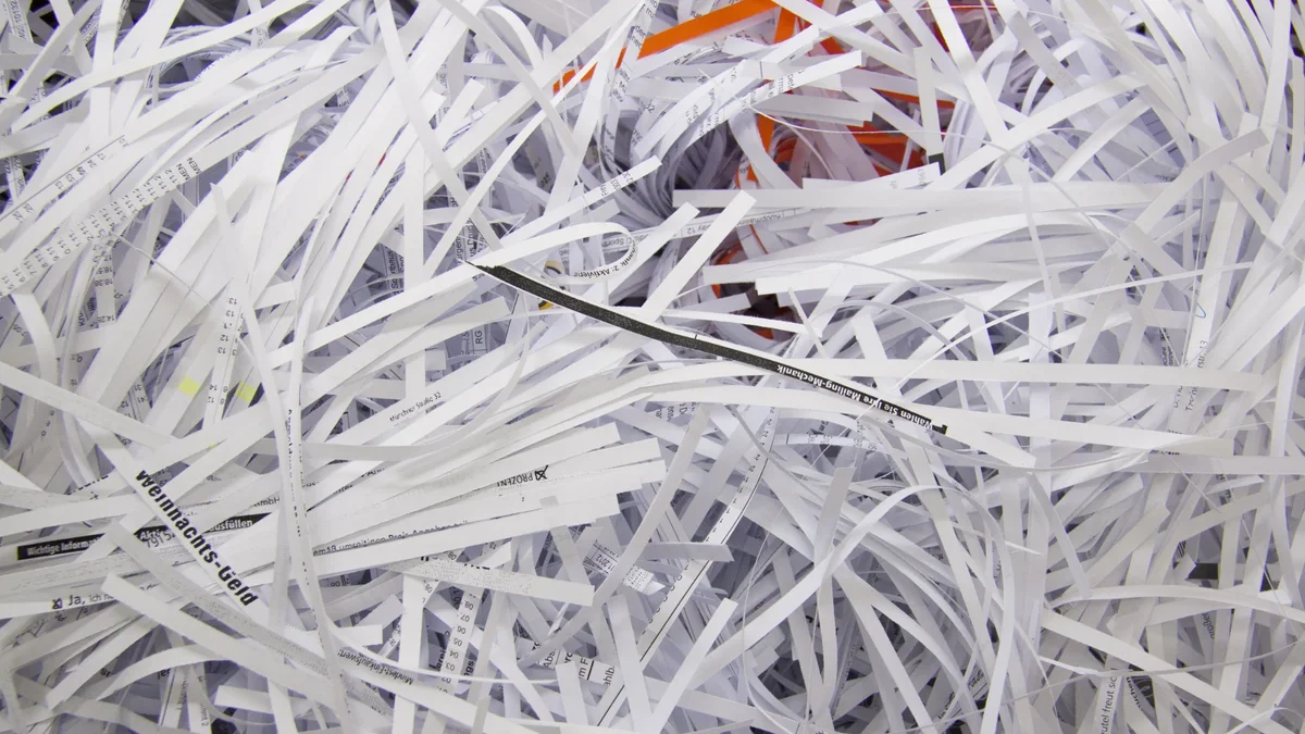 ¿Se puede reciclar el papel triturado? La respuesta de un basurero acaba con años de confusión