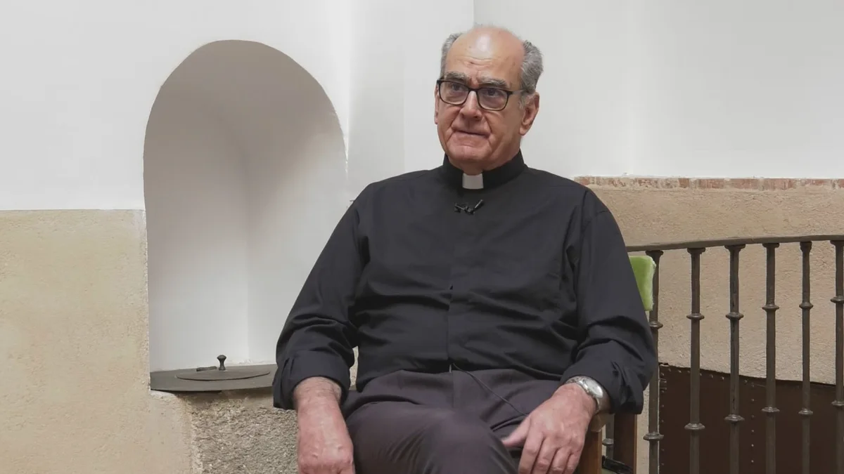 El sacerdote Fernando Fernández de Bobadilla