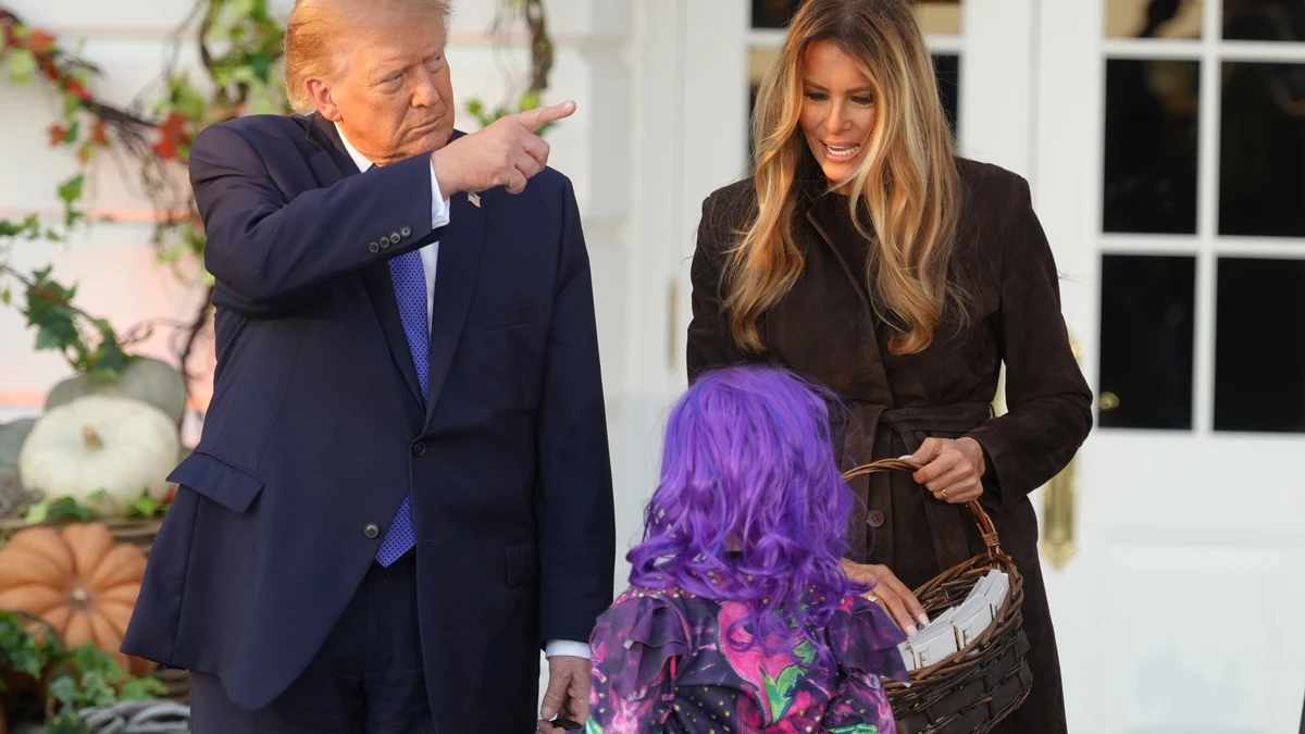 El presidente de EEUU, Donald Trump, encabeza el tradicional festejo anual de Halloween en la Casa Blanca