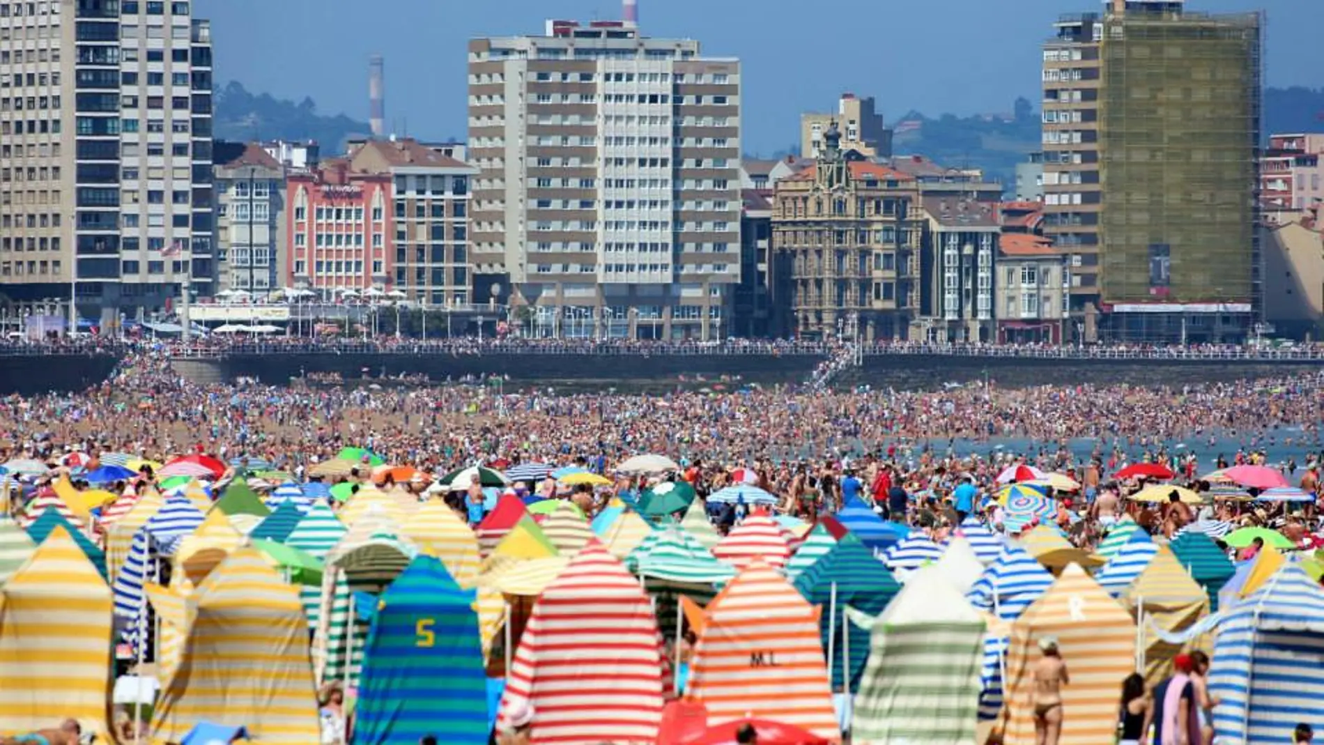 Playa de San Lorenzo (Gijón)