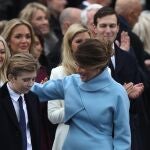 Melania Trump y su hijo Barron