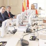 Abrir los comedores escolares, la primera orden de Cifuentes