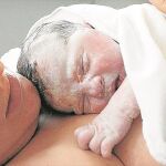 Las consecuencias de la oxitocina sintética y epidural en el parto