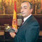 «Nadie entiende qué son 50.000 o 100.000 millones... hay que hacer el esfuerzo de ponerles cara»