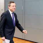 El presidente del Banco Central Europeo (BCE), Mario Draghi, durante una rueda de prensa tras la reunión del Consejo de Gobierno del BCE en su sede en Fráncfort / EFE