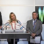 Xavier García Albiol, Mari Mar Blanco, José Antonio Vargas e Inés Arrimadas, atienden a los medios ayer en Barcelona
