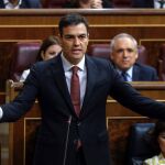 El presidente del gobierno Pedro Sánchez, durante su intervención en la sesión de control en el Congreso de los Diputados. Efe/Emilio Naranjo