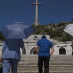 El Gobierno estudia activar ya el proceso para exhumar a Franco
