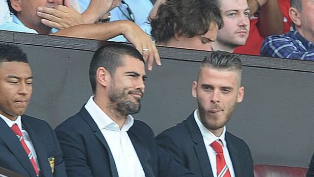 David De Gea, junto a Victor Valdes, hoy en la grada.
