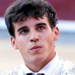 Caballero se presenta como matador
