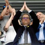 El presidente de la Generalitat, Quim Torra, en un acto de ayer en el estadio del RCD Espanyol