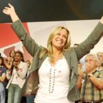 «Trini» pide el voto para hacer oposición