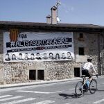 Pancarta en apoyo a los agresores de Alsasua