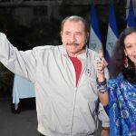 Daniel Ortega y su mujer, Rosario Murillo, nombrada vicepresidenta de Nicaragua