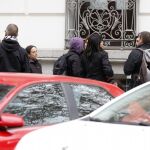 Los dos estuvieron en prisión cinco días tras ser detenidos a raíz de la representación de la obra, en la que exhibieron un cartel con la inscripción "Gora Alka-ETA"