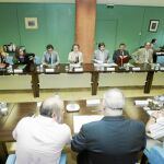 La consejera de Hacienda, Carmen Martínez Aguayo, presidió ayer la reunión con CC OO, UGT y CSIF