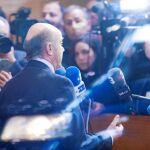El todavía ministro de Economía, Luis de Guindos, durante su comparecencia, ayer en Bruselas, tras conocerse su designación como vicepresidente del BCE