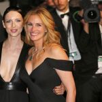 Julia Roberts y Caitriona Balfe