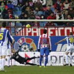Un golazo de Osvaldo decide un duelo trepidante (2-3)