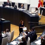 La delegada de Cultura y Deportes del Ayuntamiento de Madrid, Celia Mayer, tras su comparecencia ante el Pleno