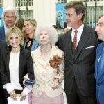 La Duquesa de Alba estuvo acompañada por cinco de sus hijos