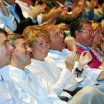 Aguirre arrasó en los últimos comicios en los que contó con el apoyo de ahora ex dirigentes del PP como Ángel Acebes. En la imagen, junto a González y García Escudero.