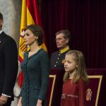 Los Reyes, la Princesa de Asturias y la Infanta Sofía en la solemne ceremonia de apertura de las Cortes en la XII Legislatura