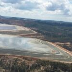 Vista aérea de las balsas de lodo de Riotinto, cedida por los conservacionistas