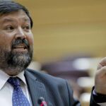 Caamaño: La ley de libertad religiosa restringirá el uso del burka