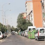 Una calle de las Tres Mil Viviendas, uno de los barrios más deprimidos de España