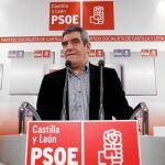 El secretario regional del PSOE, Julio Villarrubia, comparece para explicar lo tratado en la Ejecutiva