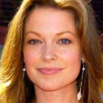 La actriz Lisa Lynn Master, protagonista de la serie 'Ley y Orden', se suicida en un hotel