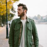 El renombrado bloguero y YouTuber lifestyle y de viajes Steve Booker.