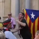 Arrimadas, abucheada por un centenar de independentistas en Vic