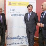 El presidente de la Confederación Hidrográfica del Duero, Juan Ignacio Diego Ruiz, inaugura la revisión del Plan Especial de Gestión de Sequía de la cuenca, junto al presidente de la Diputación de Valladolid, Jesús Julio Carnero, y el subdelegado del Gobierno, Luis Antonio Gómez