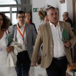 El año que viene Andalucía dispondrá de casi 360 millones para fomentar el empleo. En la imagen, el consejero Javier Carnero (Foto: Manuel Olmedo)