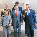 María Dolores de Cospedal, Mariano Rajoy y Pío García Escudero, ayer, en el Senado